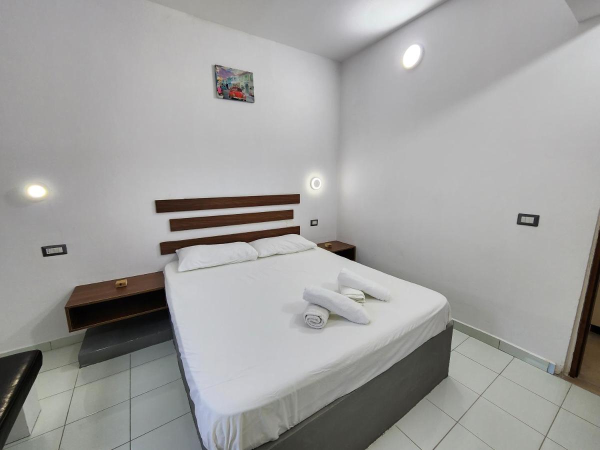 Blue Apartments Vlorë 外观 照片