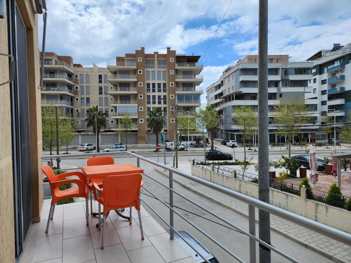 Blue Apartments Vlorë 外观 照片
