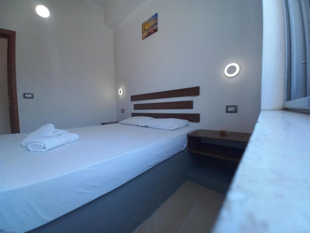 Blue Apartments Vlorë 外观 照片